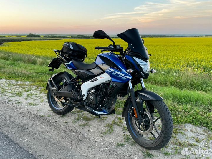 Bajaj pulsar ns 200