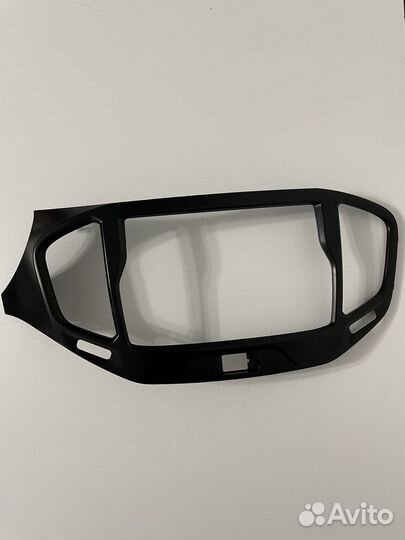 Штатная магнитола LADA vesta