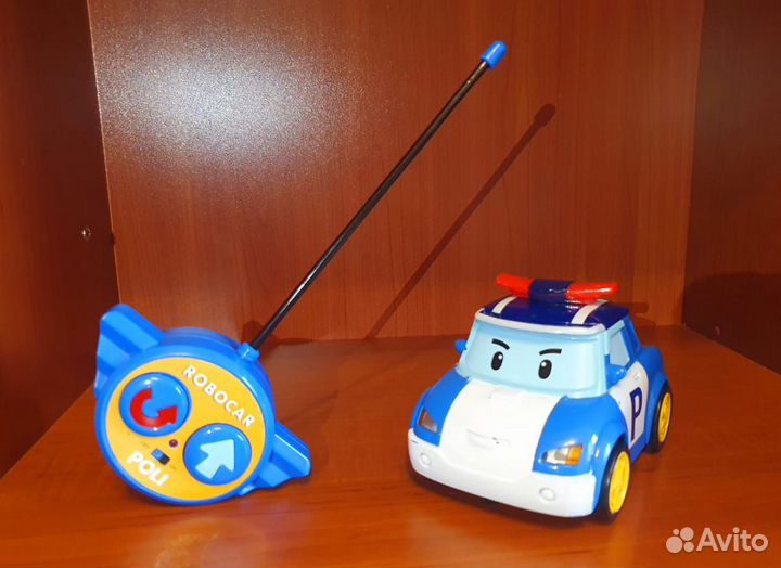 Главный герой Poli Robocar Поли Робокар