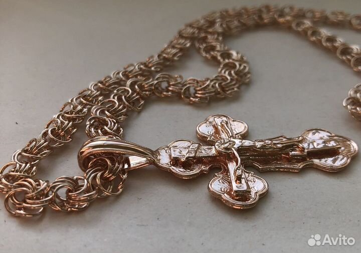 Цепь и крест