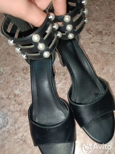 Босоножки женские 39 размер