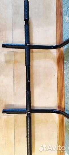 Турник настенный бу