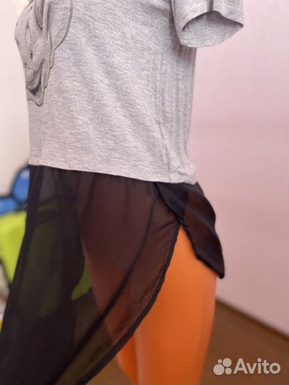 Футболка женская