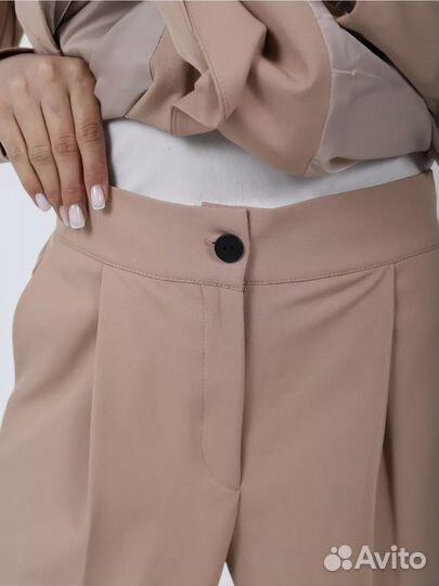 Костюм брючный