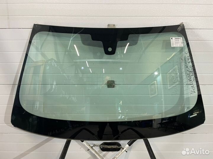 Лобовое стекло Bmw g30 Бмв г30 Фуяо