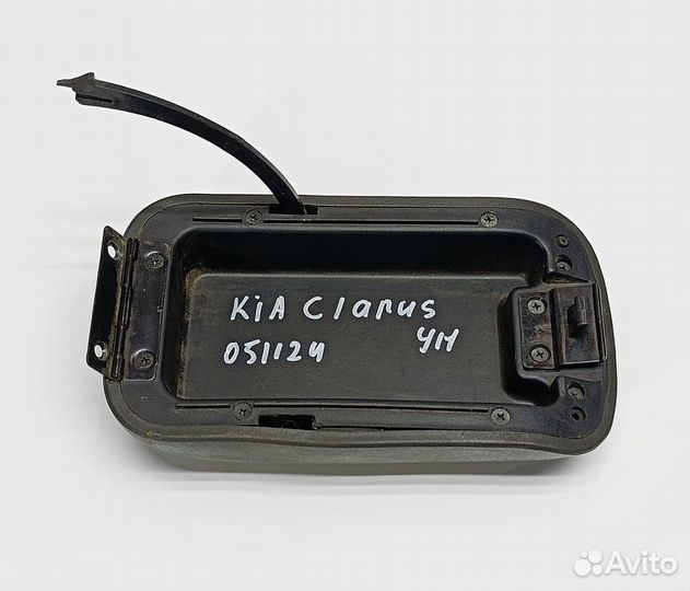 Крышка подлокотника Kia Clarus