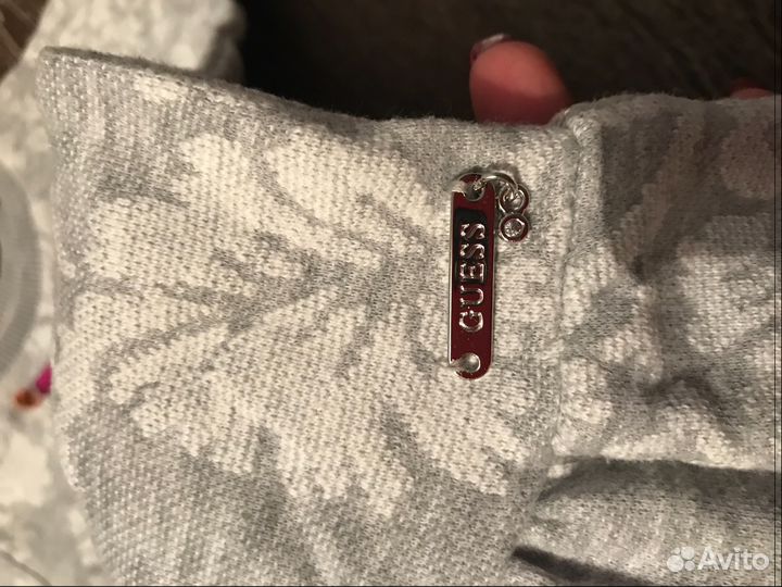 Платье Guess 5/6 лет