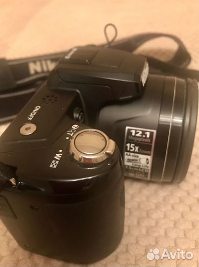 Компактный фотоаппарат