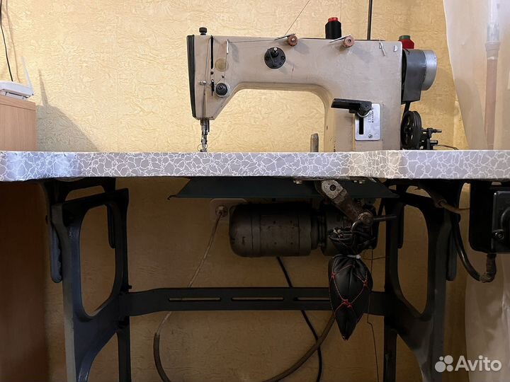 Швейная машинка