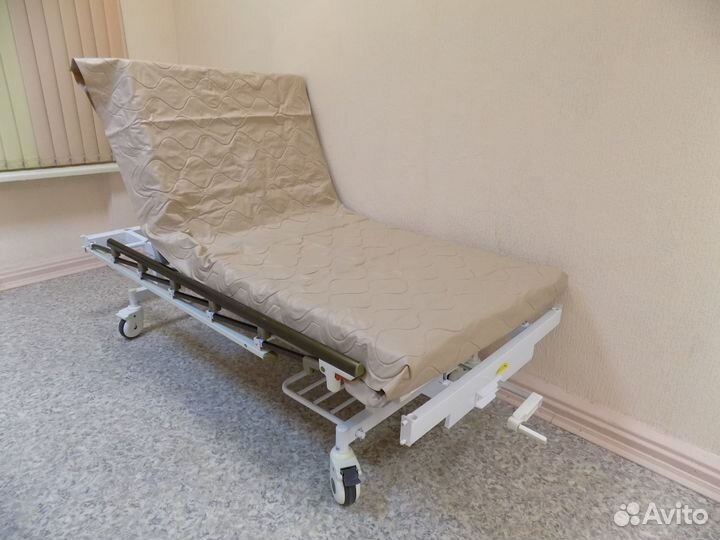 Кровать медицинская