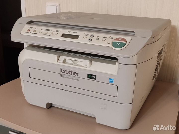 Принтер сканер мфу лазерное Brother DCP-7030R