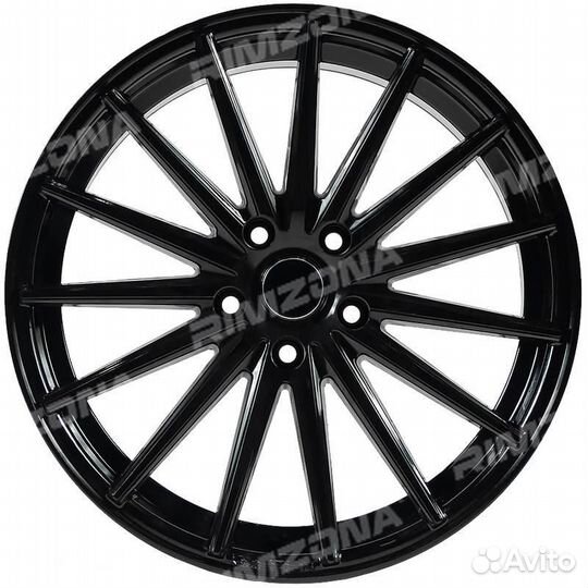 Литой диск в стиле vossen R18 5x114.3