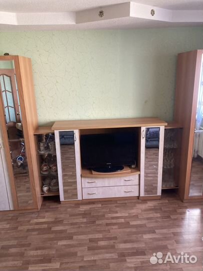 Стенка гостинная со шкафом