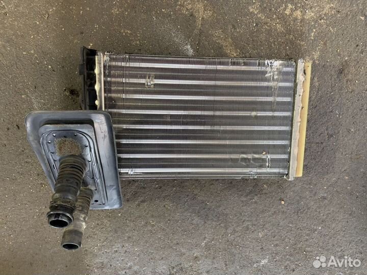 Радиатор печки Рено Кангу 1