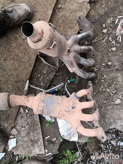 Выпускной коллектор Ford focus 2 1.6