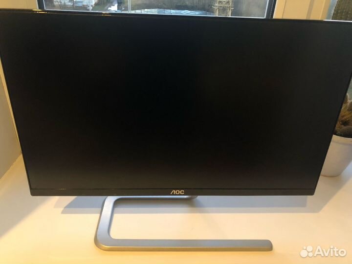 Монитор AOC 21.5 дюйма