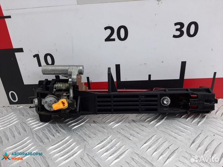 Ручка наружная передняя левая Subaru Outback 4