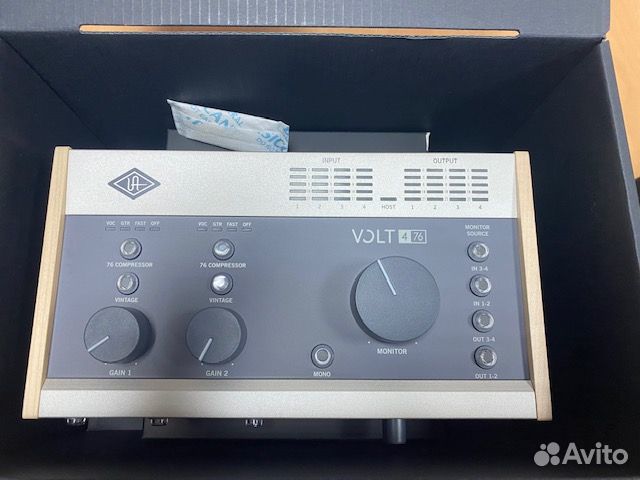 Universal Audio Volt 476 аудиоинтерфейс