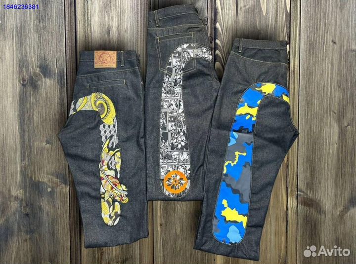 Джинсы Evisu