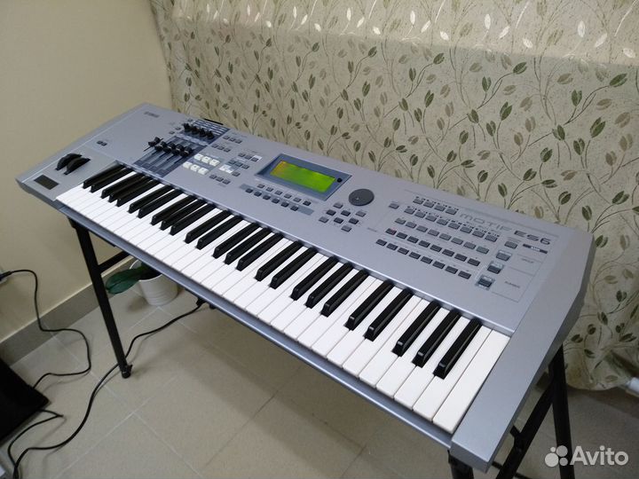 Yamaha motif es6