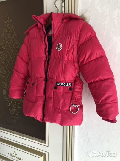 Зимний костюм Moncler р 104 для девочки