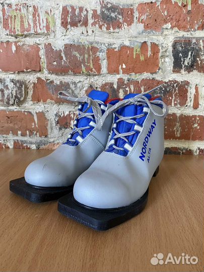 Ботинки для беговых лыж детские Nordway Alta 75 mm