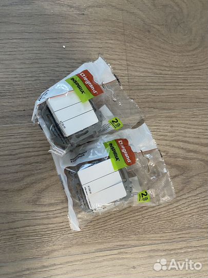 Выключатель тройной legrand белый inspiria