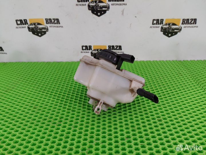 Бачок главного тормозного цилиндра