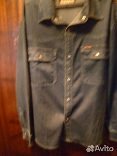 Джинсовая рубашка