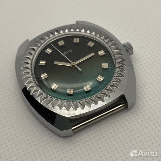 Часы «Заря», СССР - рифлёные