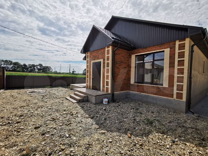 Дом 98 м² на участке 4 сот.