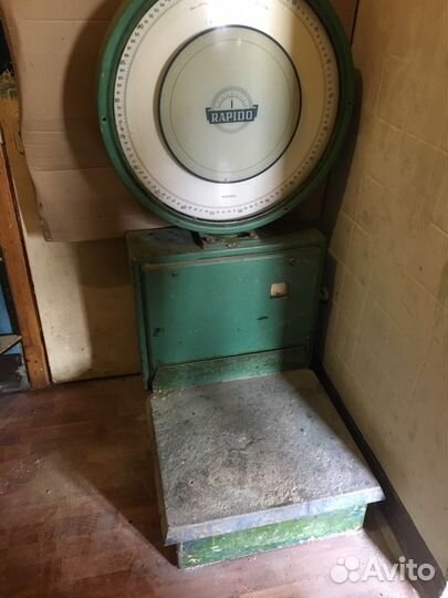 Контейнер.Весы.Формы для выпечки, орешки