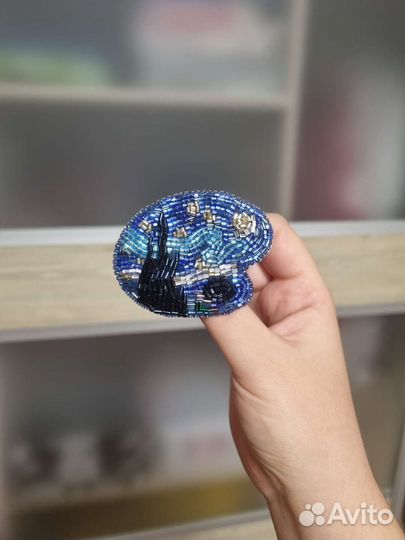 Украшение Брошь из бисера 