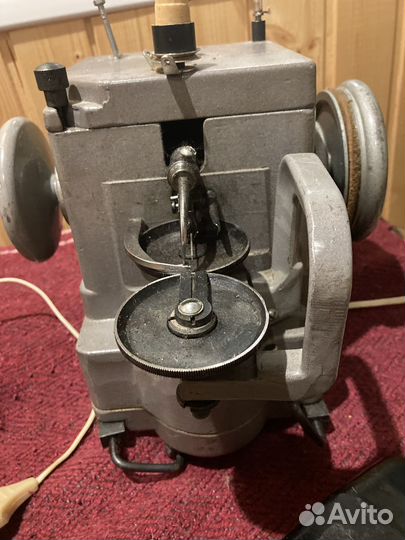 Скорняжная машина