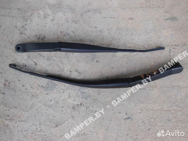 Щеткодержатель (поводок стеклоочистителя, дворник)