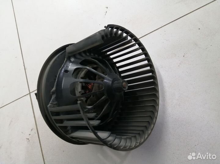 Моторчик отопителя Focus (III) III (2010–2015)