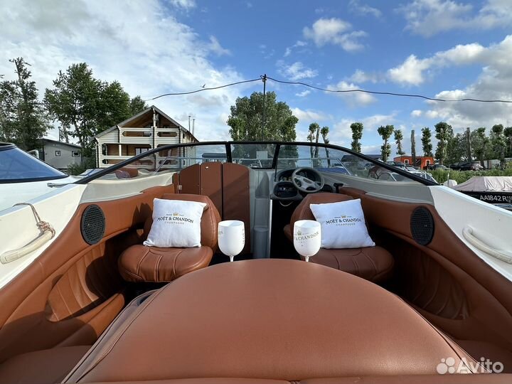 Аренда катера прокат яхты прогулки