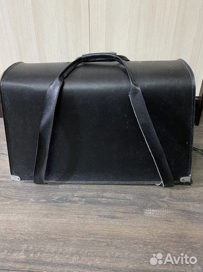 Продается швейная машина