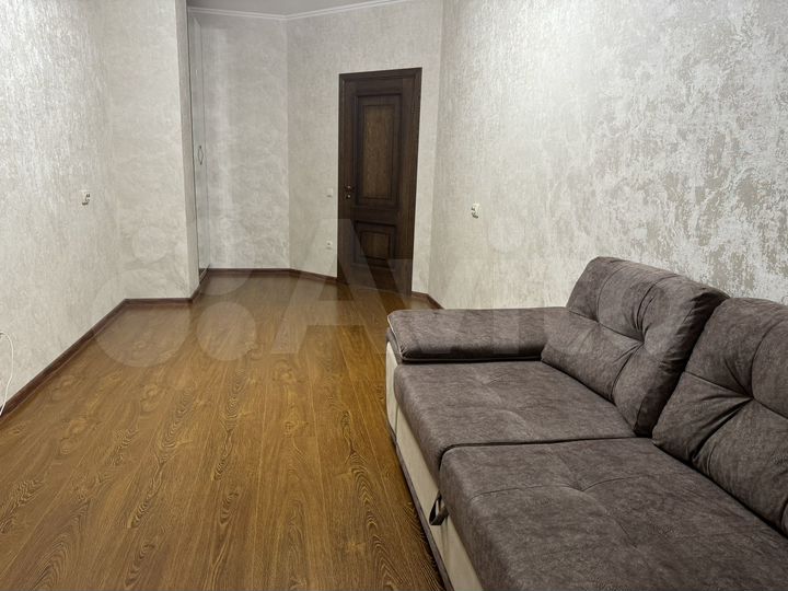 1-к. квартира, 42,1 м², 21/23 эт.