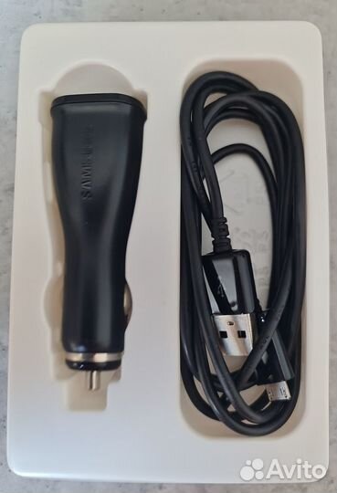 Автомобильное зарядное устройство Samsung