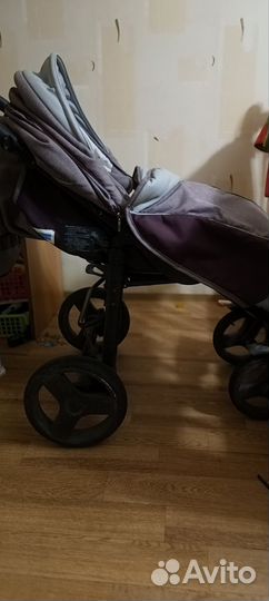 Прогулочная коляска