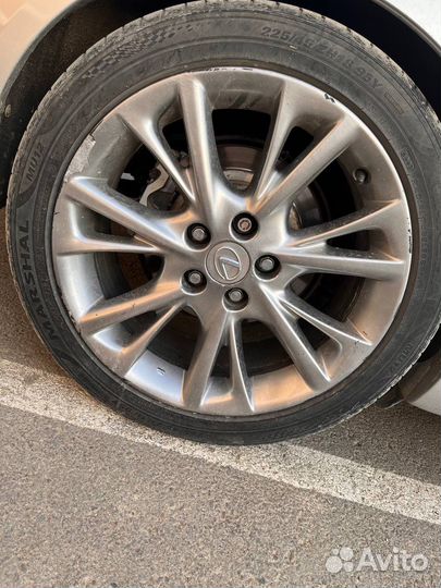 Колеса Лексус