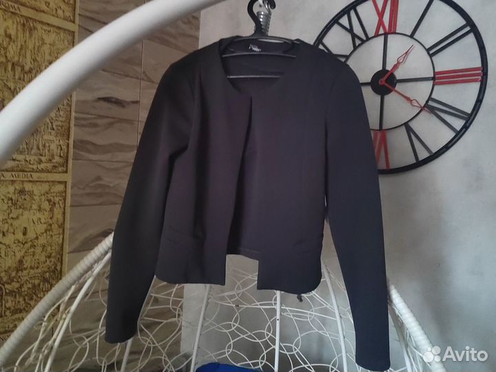 Пиджак короткий