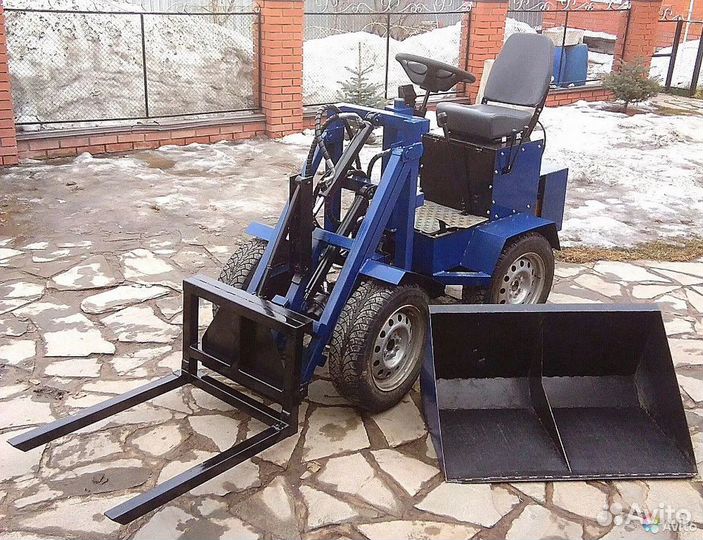 Мини-погрузчик 
