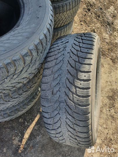 Nokian Tyres Hakkapeliitta 9 SUV 285/65 R18 31