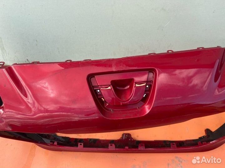 Бампер передний Peugeot 308 2011