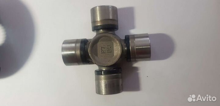 Продам крестовину переднего карданного вала на Exp