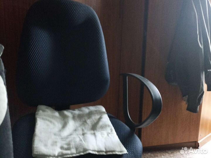 Кресло на колесиках