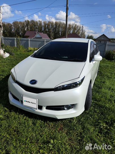 Toyota Wish 1.8 CVT, 2010, 108 000 км