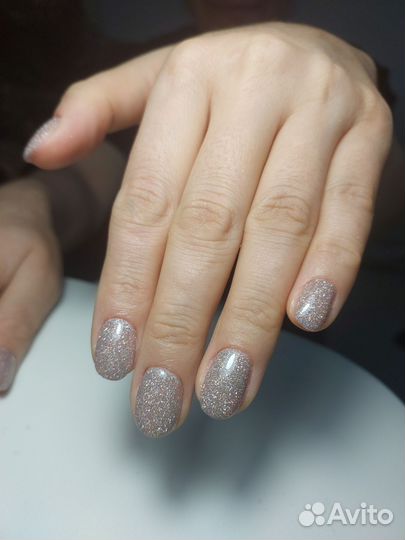 Ищу модель на маникюр(гель-лак)